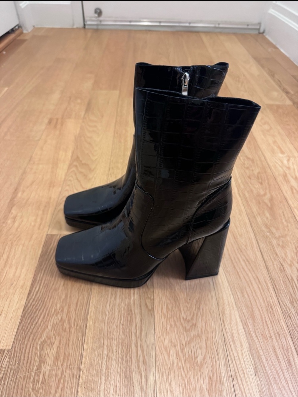 Princess Polly Black Patent Croc Square-Toe Women’s Booties Chunky Heel